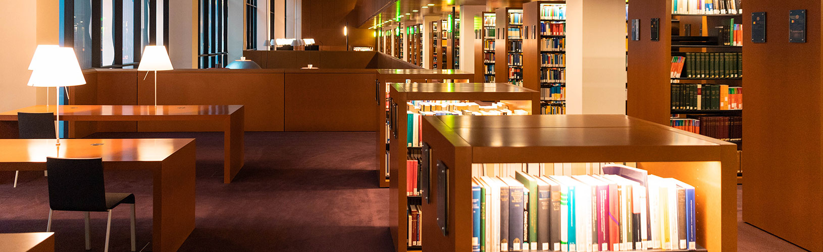 Juristen für die Direktion Wissenschaftlicher Dienst und Dokumentation