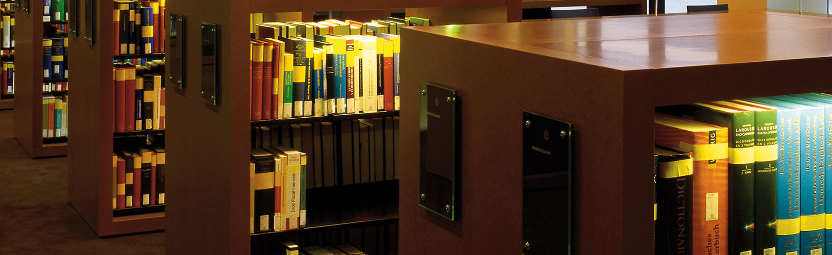 Lawyer/Legal Information Specialist